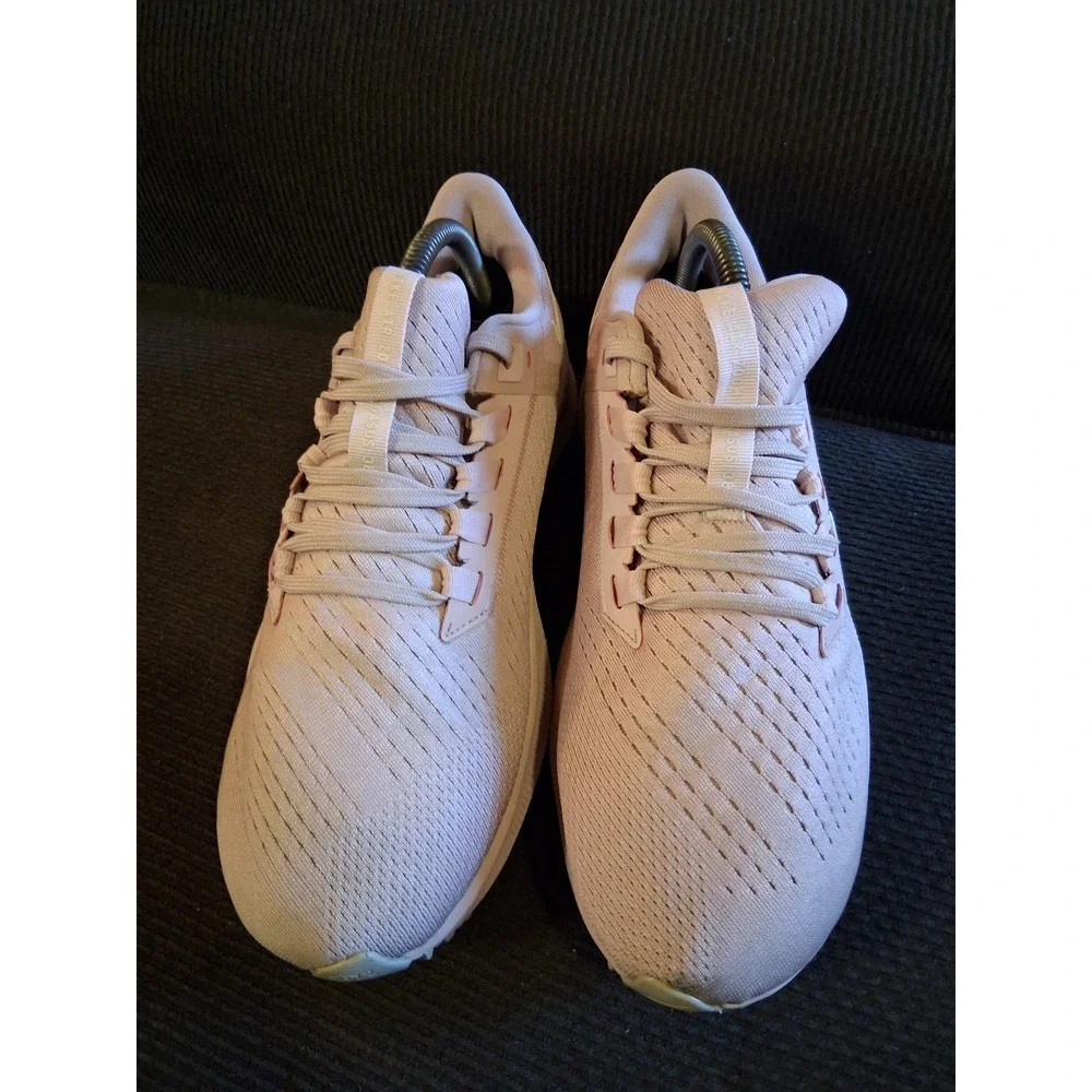 Nike Shoes Womens 10 Pink‎ White Air Zoom Pegasus 38 Running CW7358-601 Sneakers